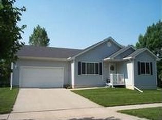 320 13th St, Boone, IA 50036