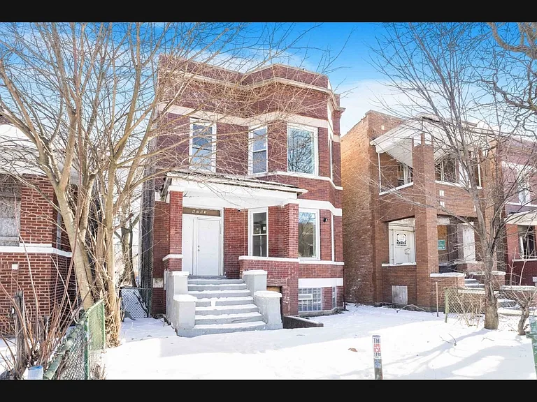 6709 S Carpenter St #2F — Photo 3