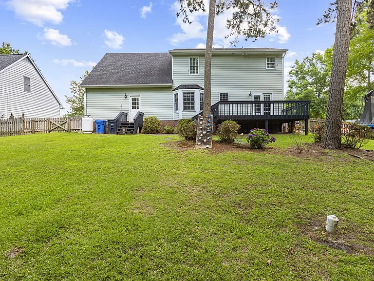118 Archdale Dr — Photo 29
