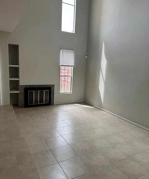 Living Room /fireplace