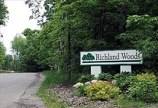 1st image of 9057 Richland Woods Dr