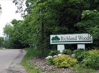9057 Richland Woods Dr, Richland, MI 49083
