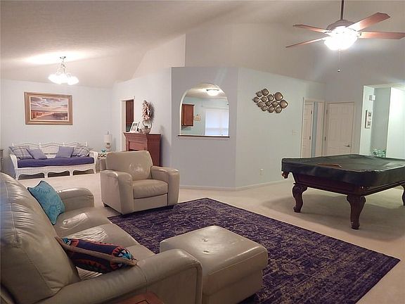 3rd image of 5675 Augusta Woods Dr