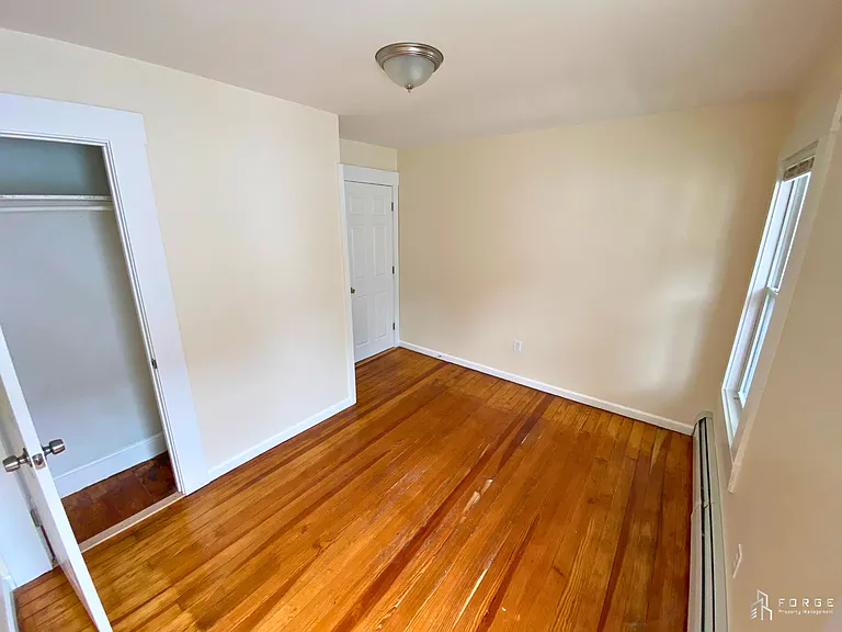 8 Frederick — Photo 8