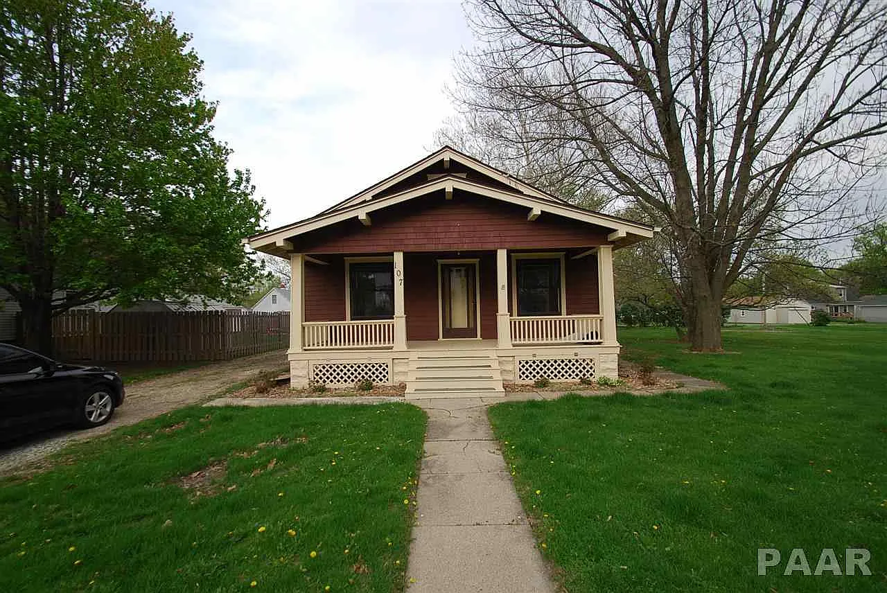 107 Hopkins St photo 1