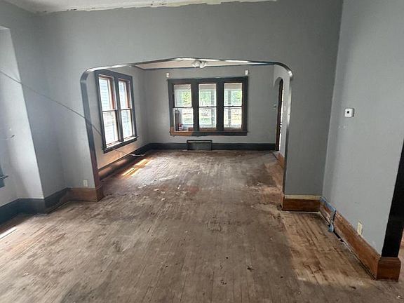 3rd image of 1324 S 77th STREET