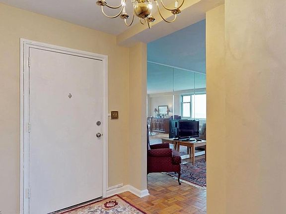 3rd image of 11820 Edgewater Dr APT 711