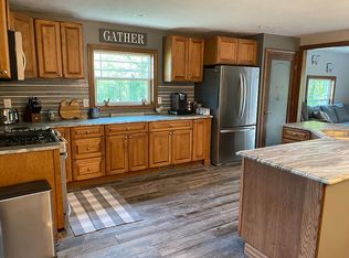 955 E 2700 North Rd, Mechanicsburg, IL 62545