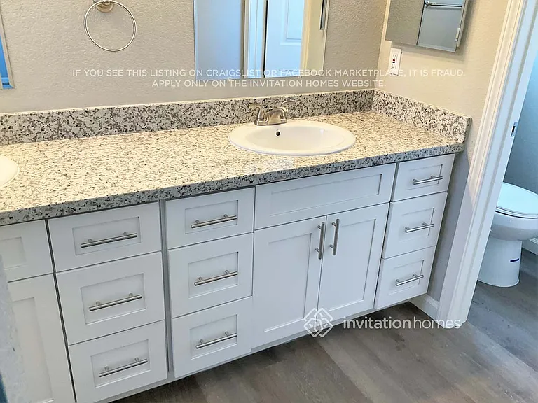 472 Woodcrest Dr — Photo 15