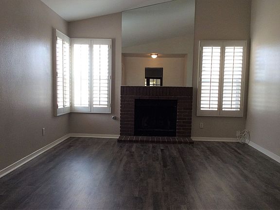 2nd image of 4775 Farlington Dr