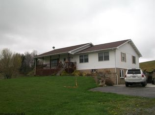 488 Tacy Rd, Philippi, WV 26416
