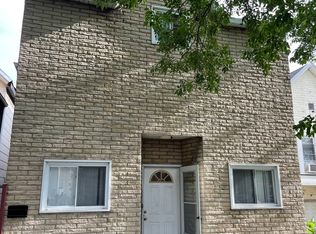2451 W 45th St, Chicago, IL 60632