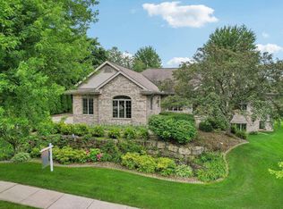 1605 Monticello Ln, Waunakee, WI 53597