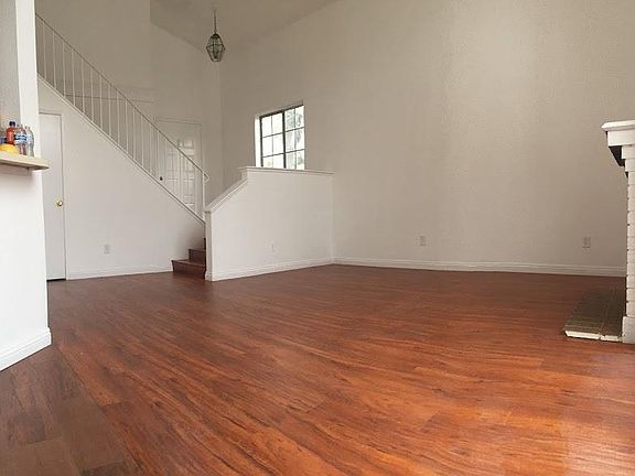 4th image of 6680 Medford Ct