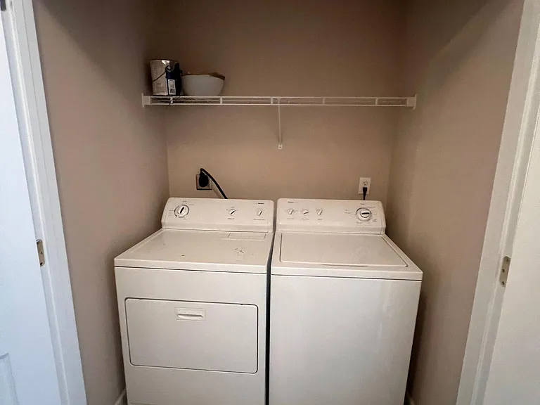 7955 Vermont Rd — Photo 15
