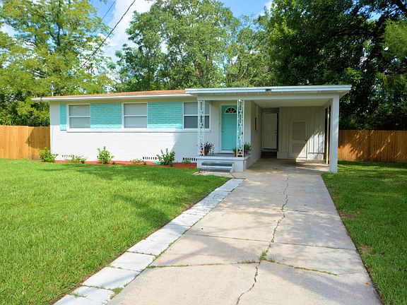4th image of 6329 Claret Dr