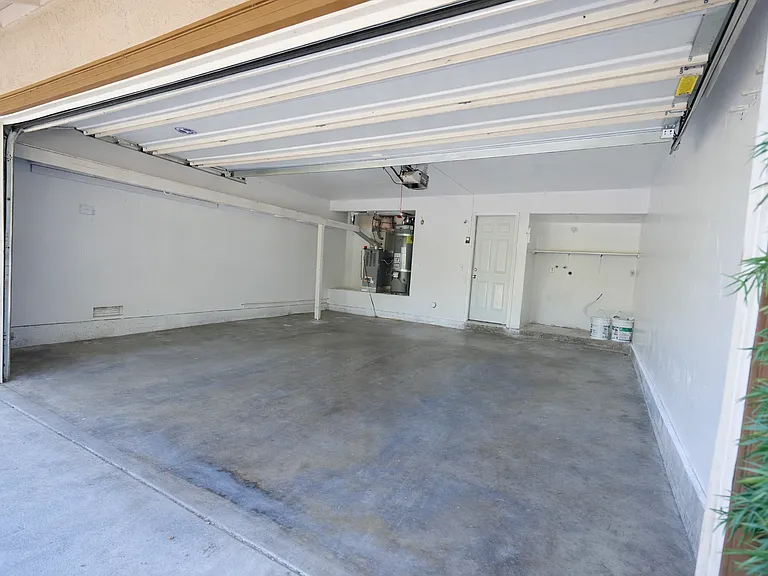 1112 S Cypress Ave #48 — Photo 16