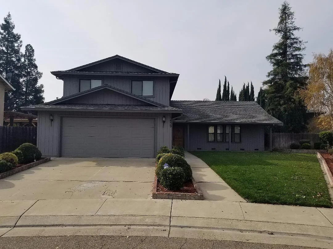 3439 Timberlane Dr photo 1