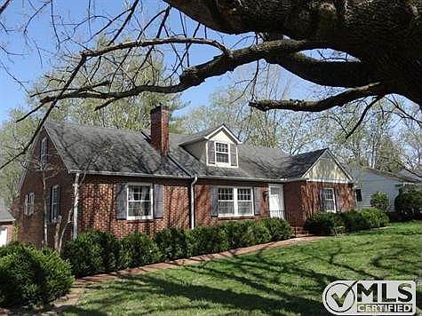 1st image of 402 Morrison St