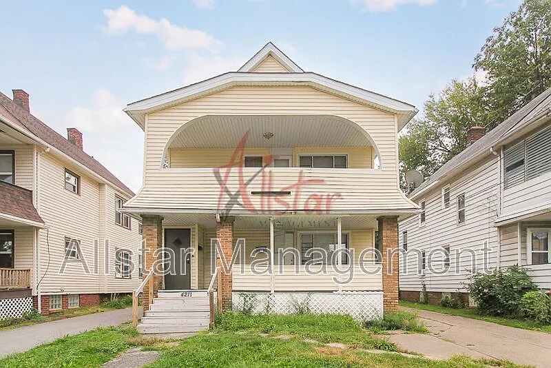 4211 Valley Rd #Up photo 1
