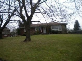 200 Wright Rd, Vestal, NY 13850