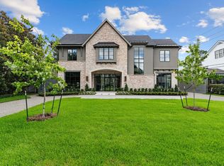 827 Rocky River Rd, Houston, TX 77056