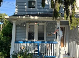 636 Manor Rd, Beverly, NJ 08010