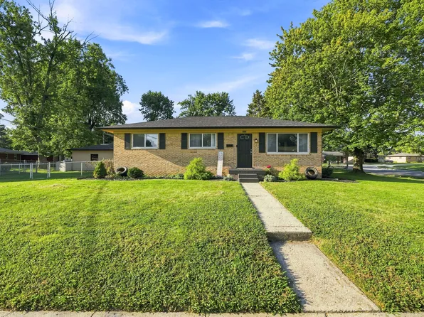 5315 Meadowood Dr, Indianapolis, IN 46224