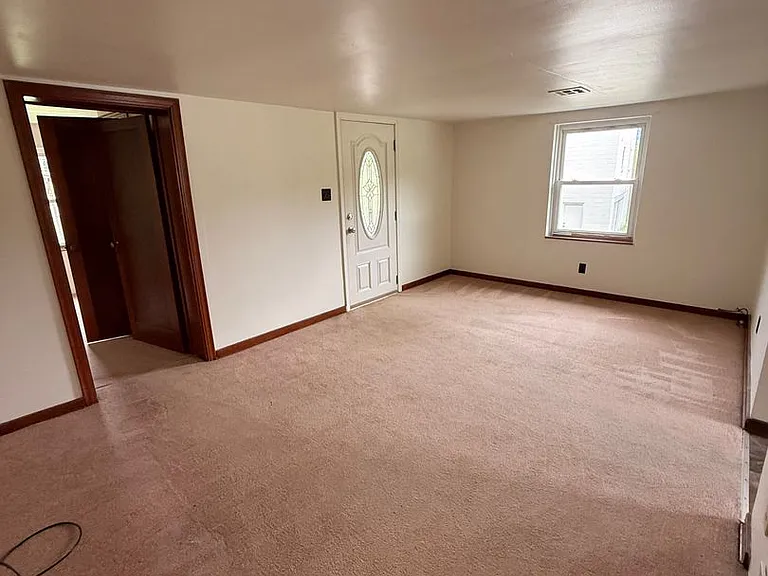 4955 Bull Creek Rd — Photo 2