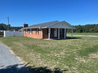 5972 Kennel Rd, Wade, NC 28395