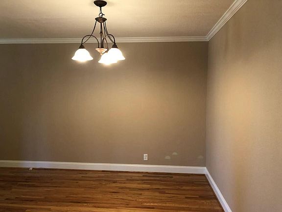 3rd image of 5624 Arbor Dell Way