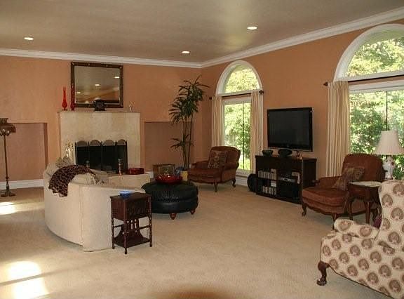 Expansive Family Room