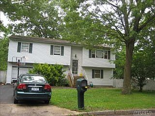 2nd image of 2 Loebel St