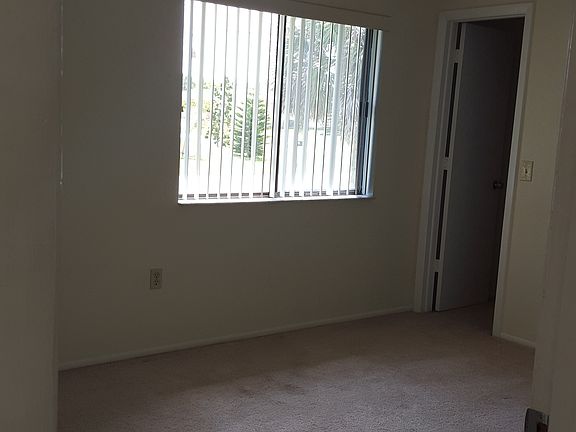 4th image of 5073 Administration St