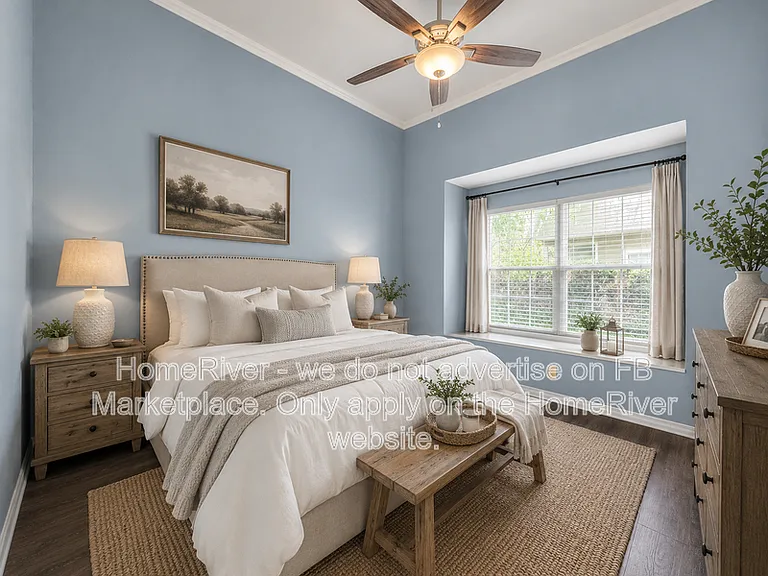 2817 Old Carriage Ln — Photo 2
