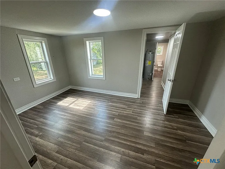 1515 Wright St — Photo 12