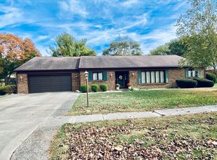 1804 Bridgestone Dr, Champaign, IL 61822