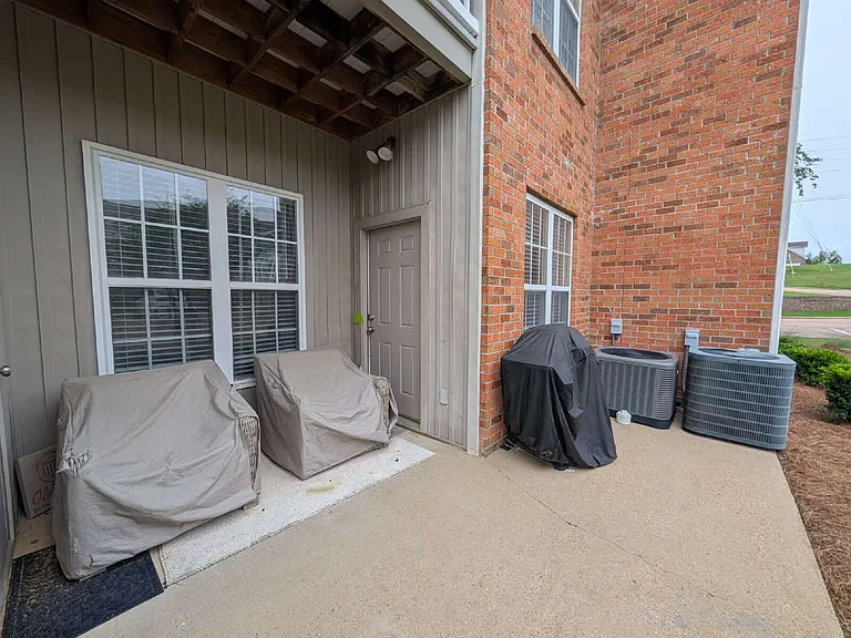 902 Private Road 3097 — Photo 4