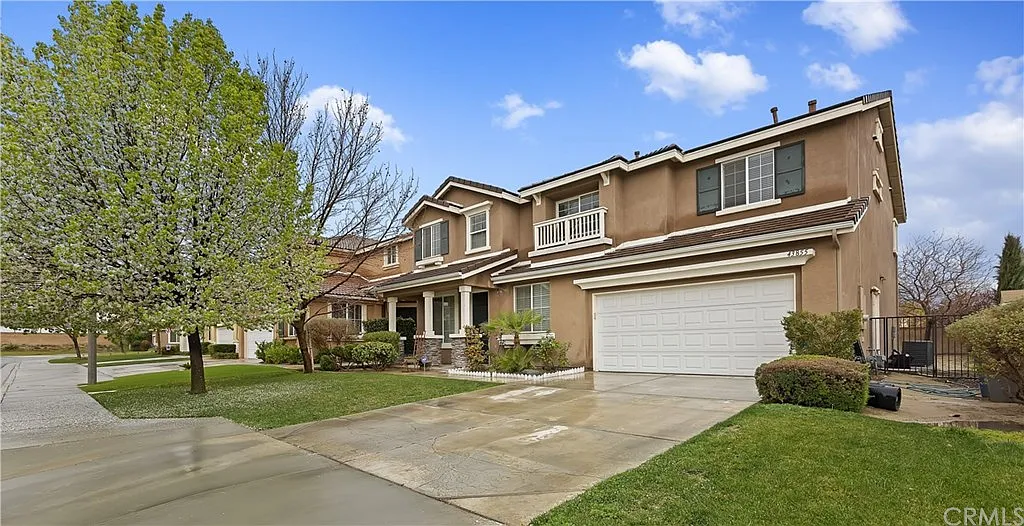 43855 Spring St photo 1