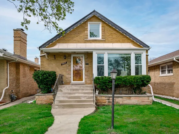 (undisclosed Address), Berwyn, IL 60402