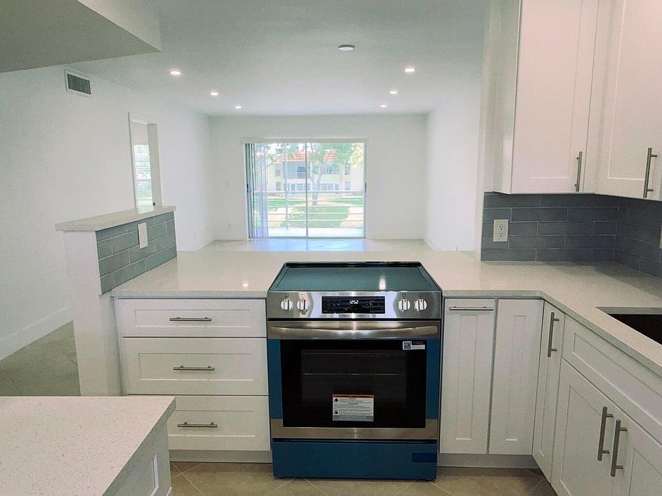 1st image of 2900 Fiore Way