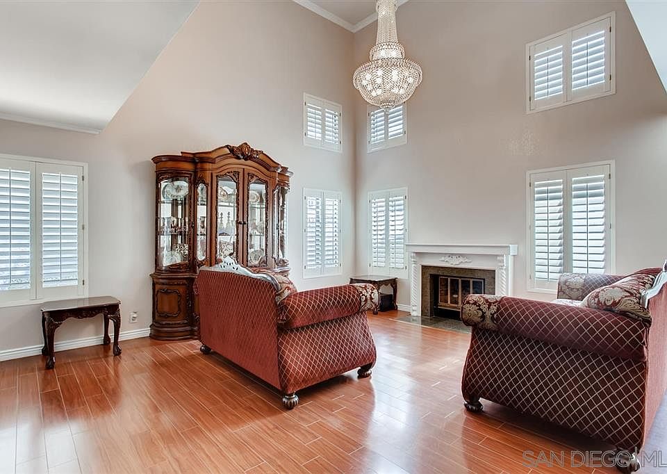 1st image of 8375 Suntree Pl