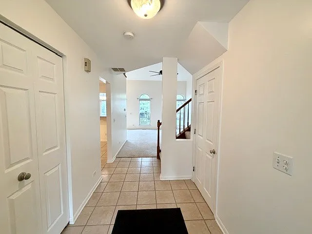 627 Cobblestone Ct — Photo 2