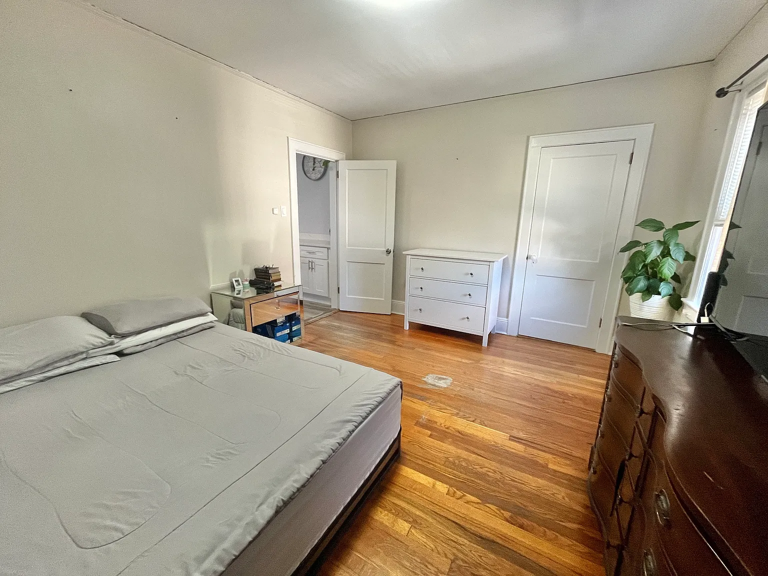 3 bed, $3,500 — Photo 4