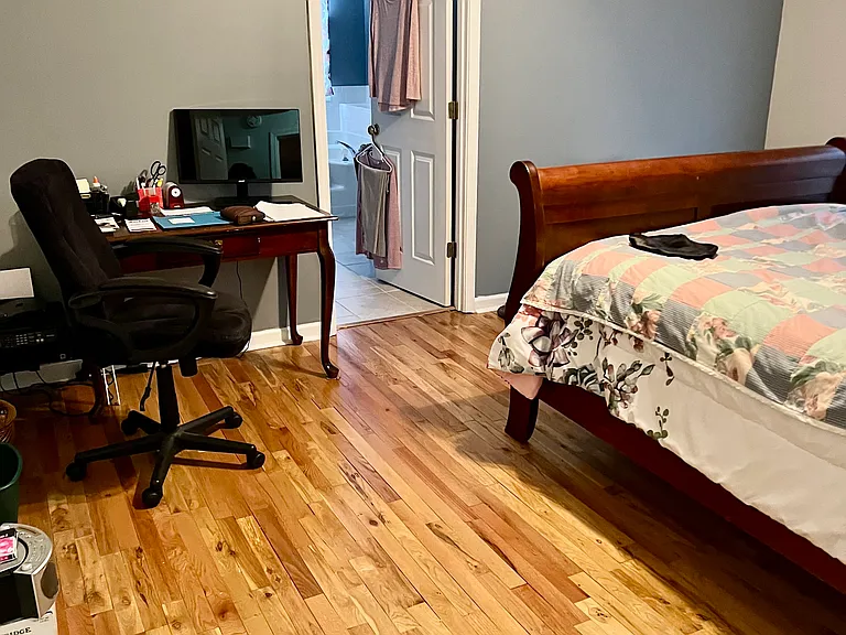 300 Landing Dr — Photo 12