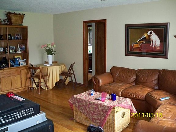 Living Room (from the front door area