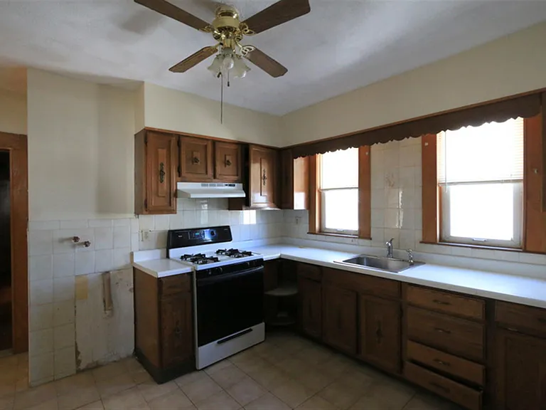 59 Conwell Ave #2 — Photo 10