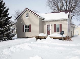 235 Young St, Jesup, IA