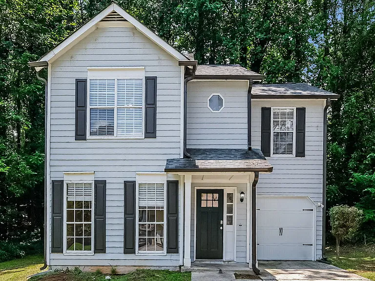 2959 Sugarcreek Ln SE — Photo 1