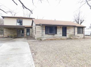 407 E 79th St S, Haysville, KS 67060